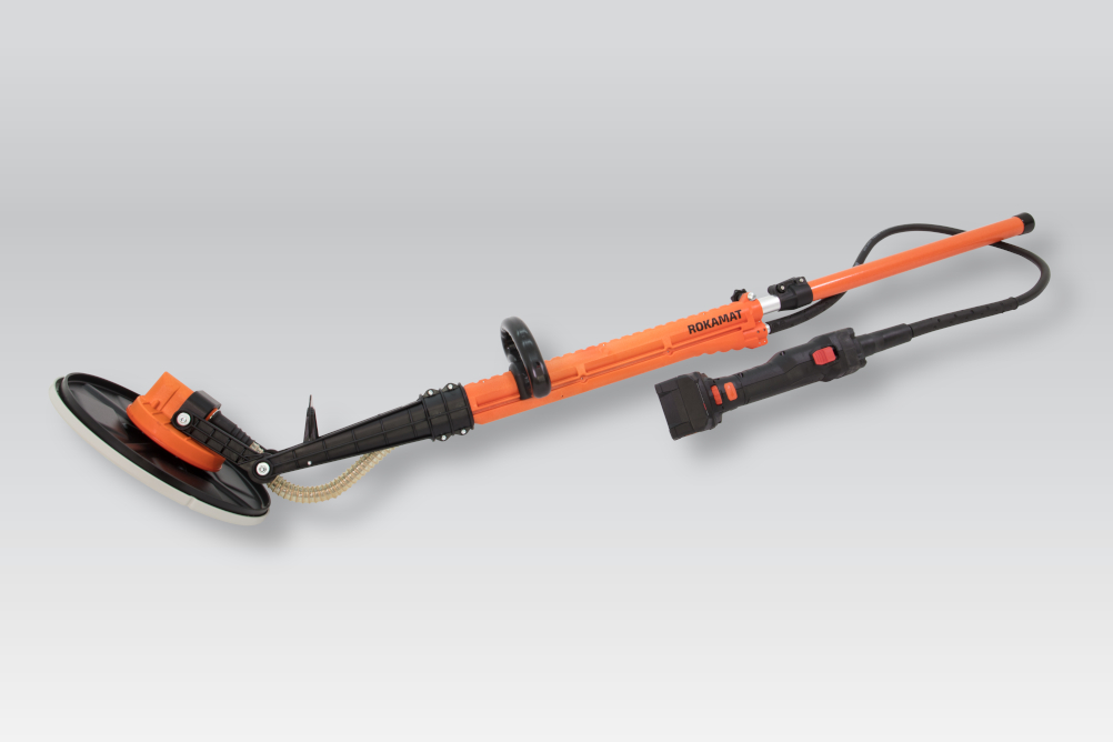 Concrete trowels